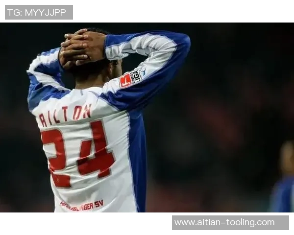 足球场上的闪电之星：那些拥有超强爆发力的足球明星们